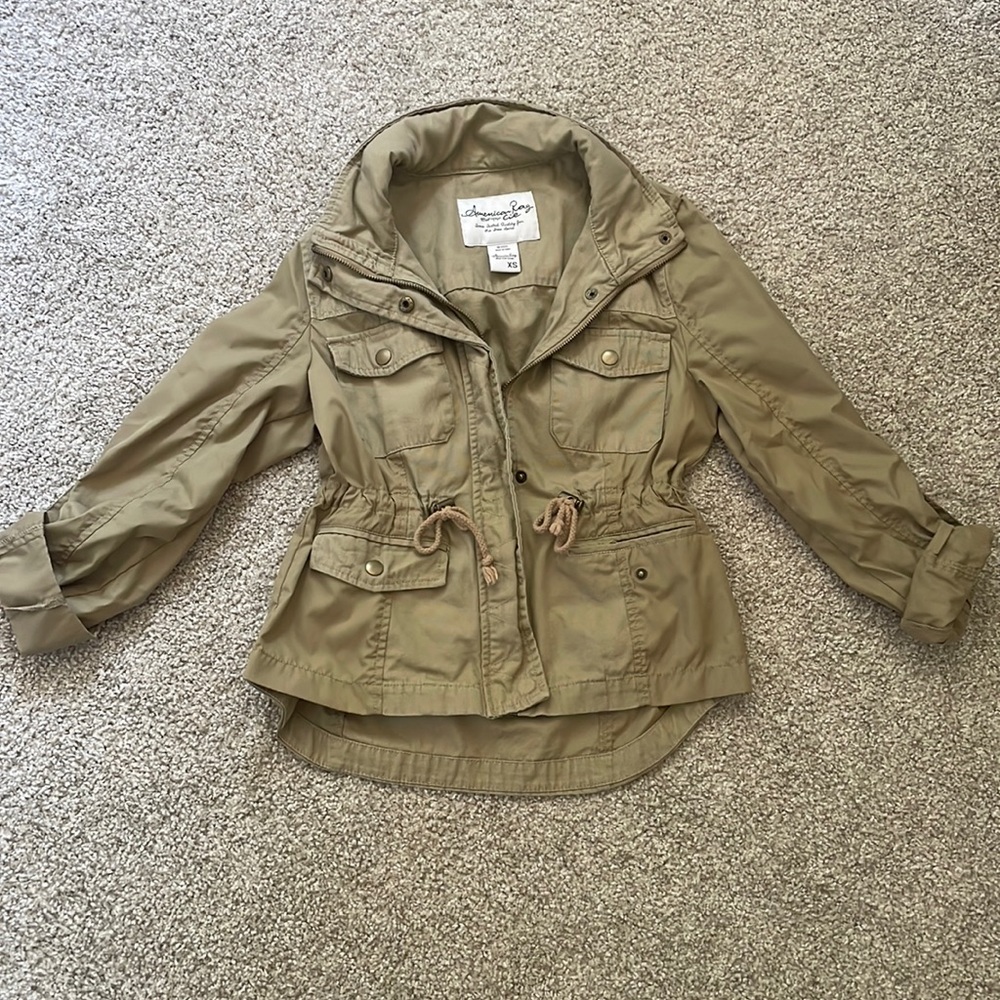 Like new! XS American Rag CIE Women's Cargo Jacket Tan Zip Front Hooded